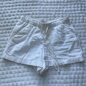Hollister linen shorts